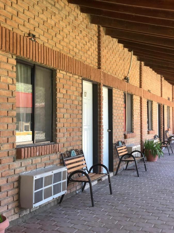 Hotel Y Balneario Ojo Caliente Camargo Dış mekan fotoğraf