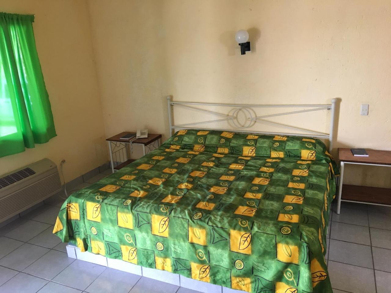 Hotel Y Balneario Ojo Caliente Camargo Dış mekan fotoğraf